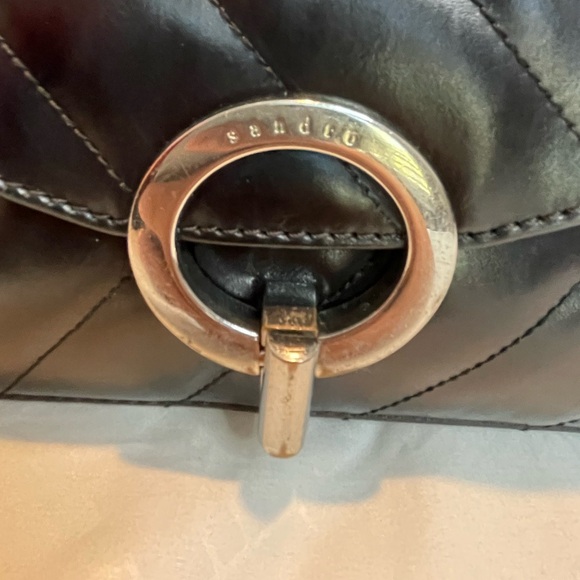 Yza Crossbody Bag - Picture 5 of 8